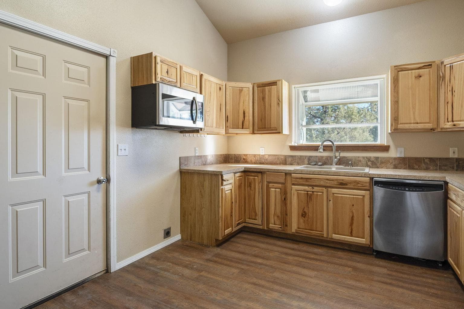 Photo of 6187 SW Jaguar Avenue 52 of 122