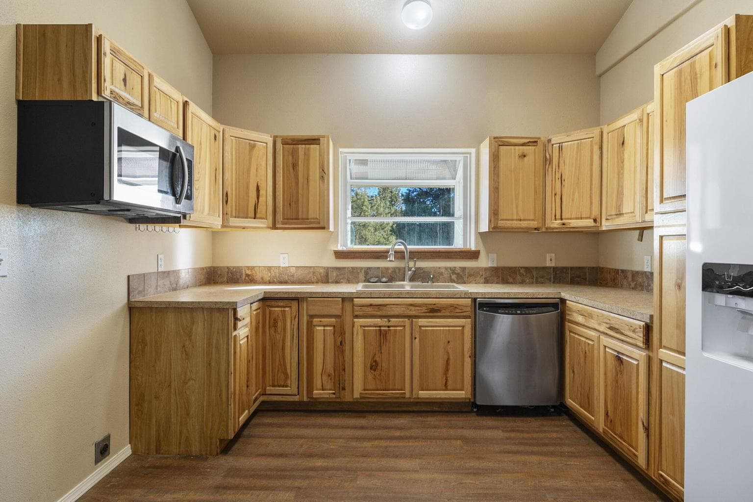 Photo of 6187 SW Jaguar Avenue 53 of 122