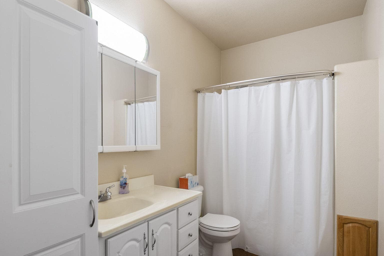 Photo of 6187 SW Jaguar Avenue 59 of 122
