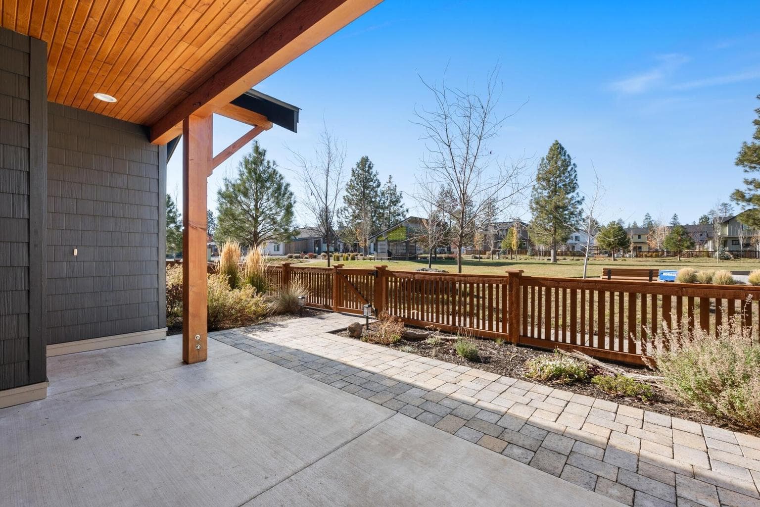 Front yard patio and sitting area