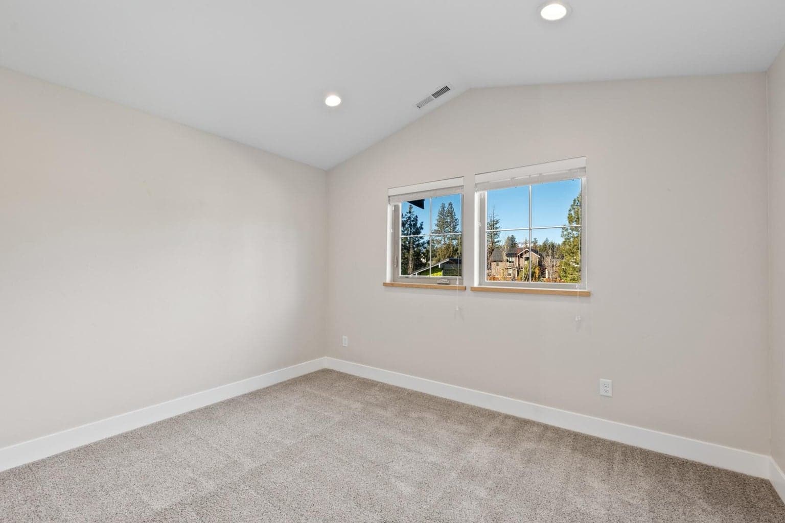 Photo of 1111 N Lavender Lane 23 of 39