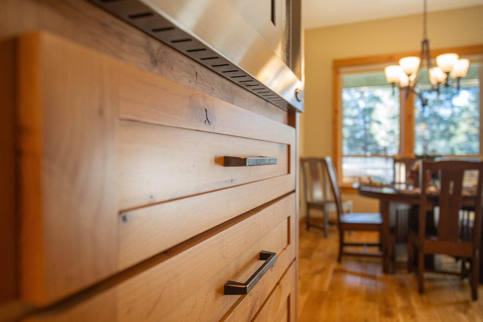 Quality hardware and fixtures.