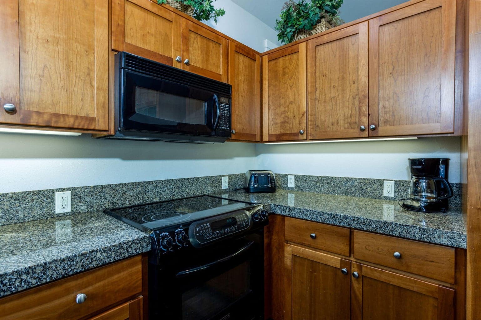 Photo of 1246 Highland View 4 of 33