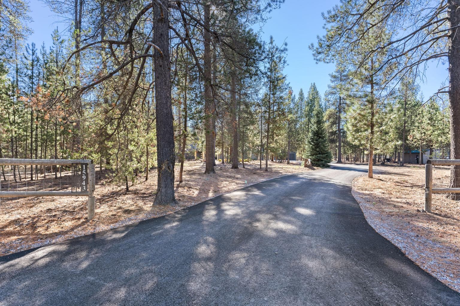 Photo of 15943 Cascade Lane 53 of 56