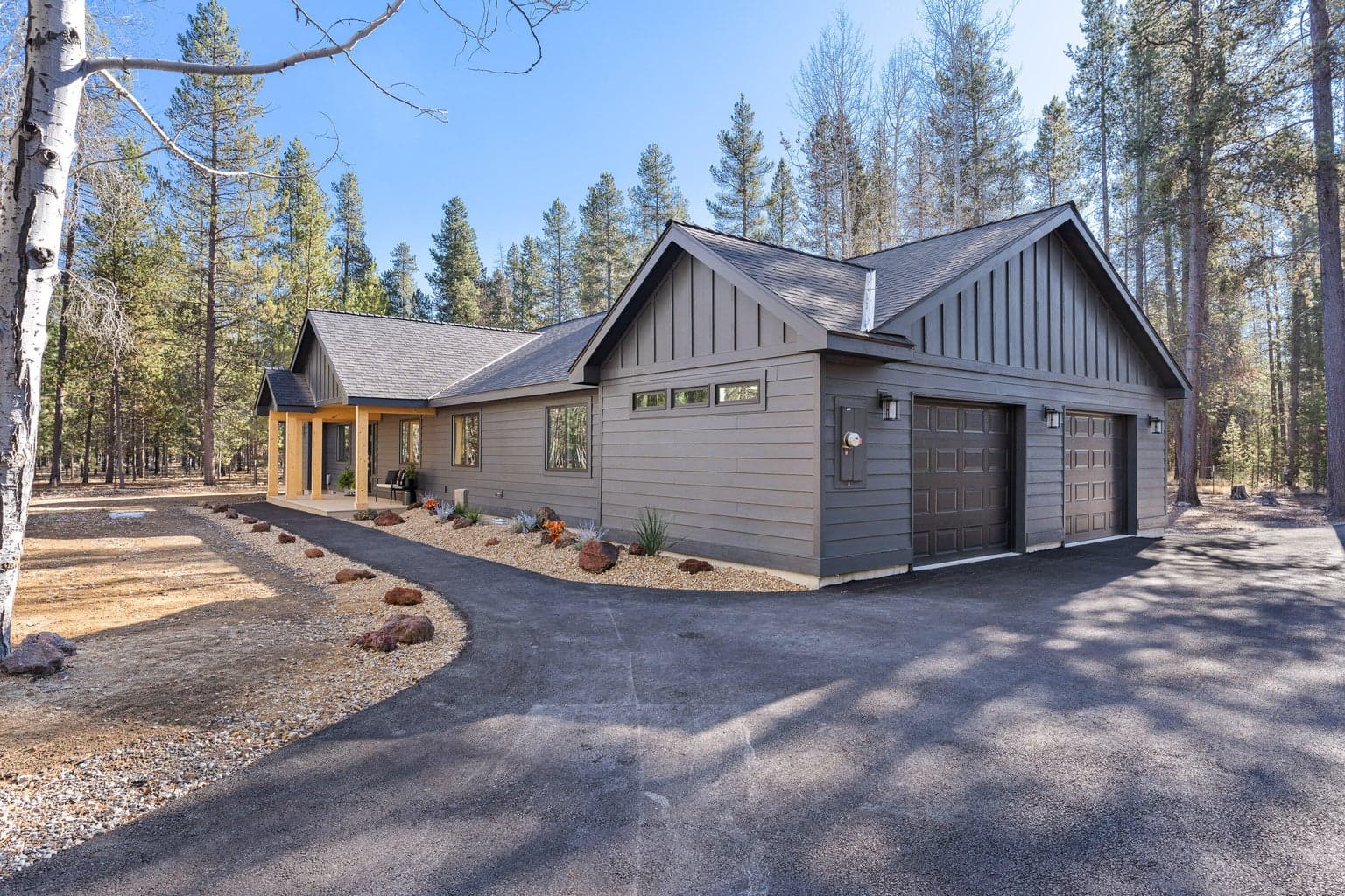 Photo of 15943 Cascade Lane 2 of 56