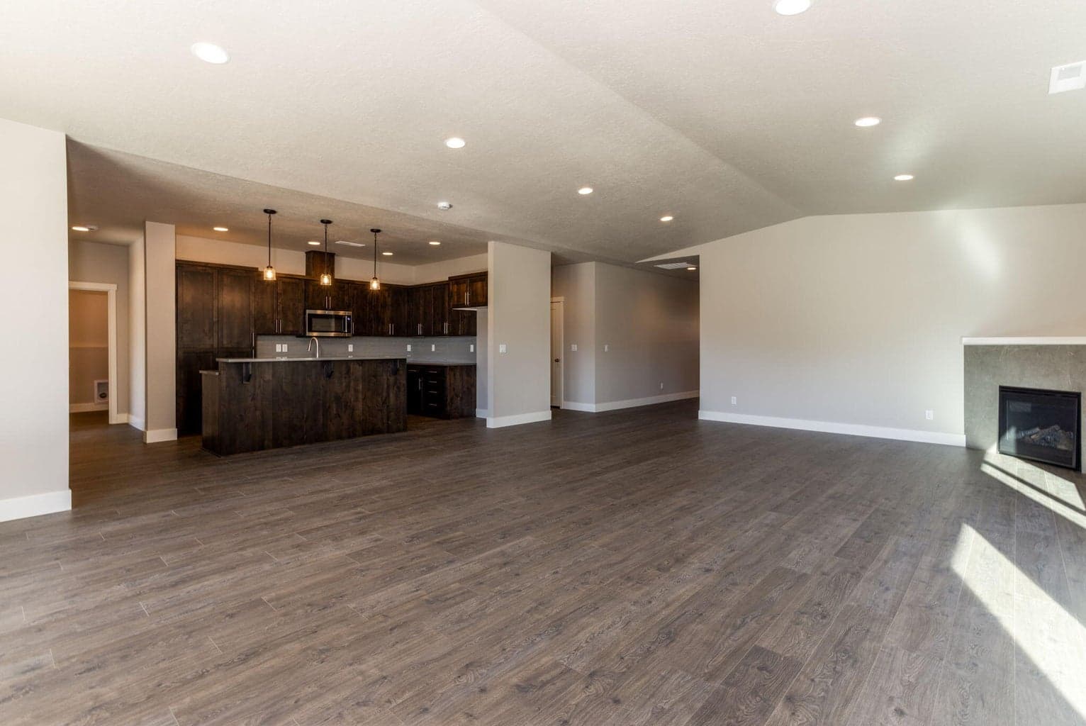 Photo of 4936 SW Yew Place 7 of 29