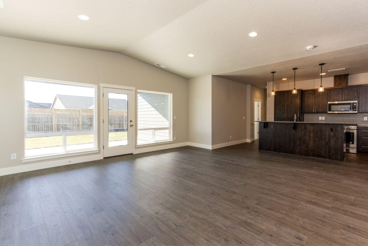 Photo of 4936 SW Yew Place 25 of 29