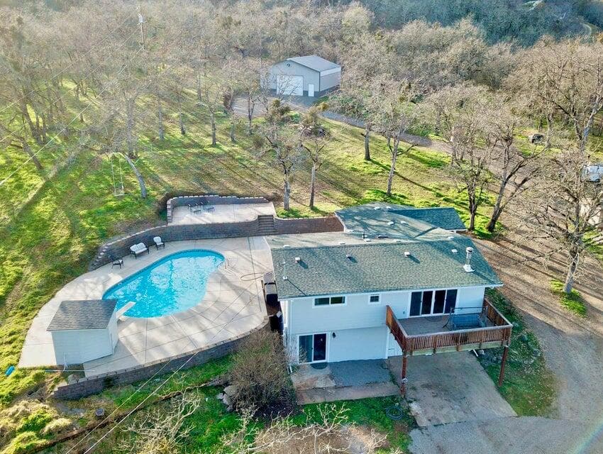 6169 Tamarack