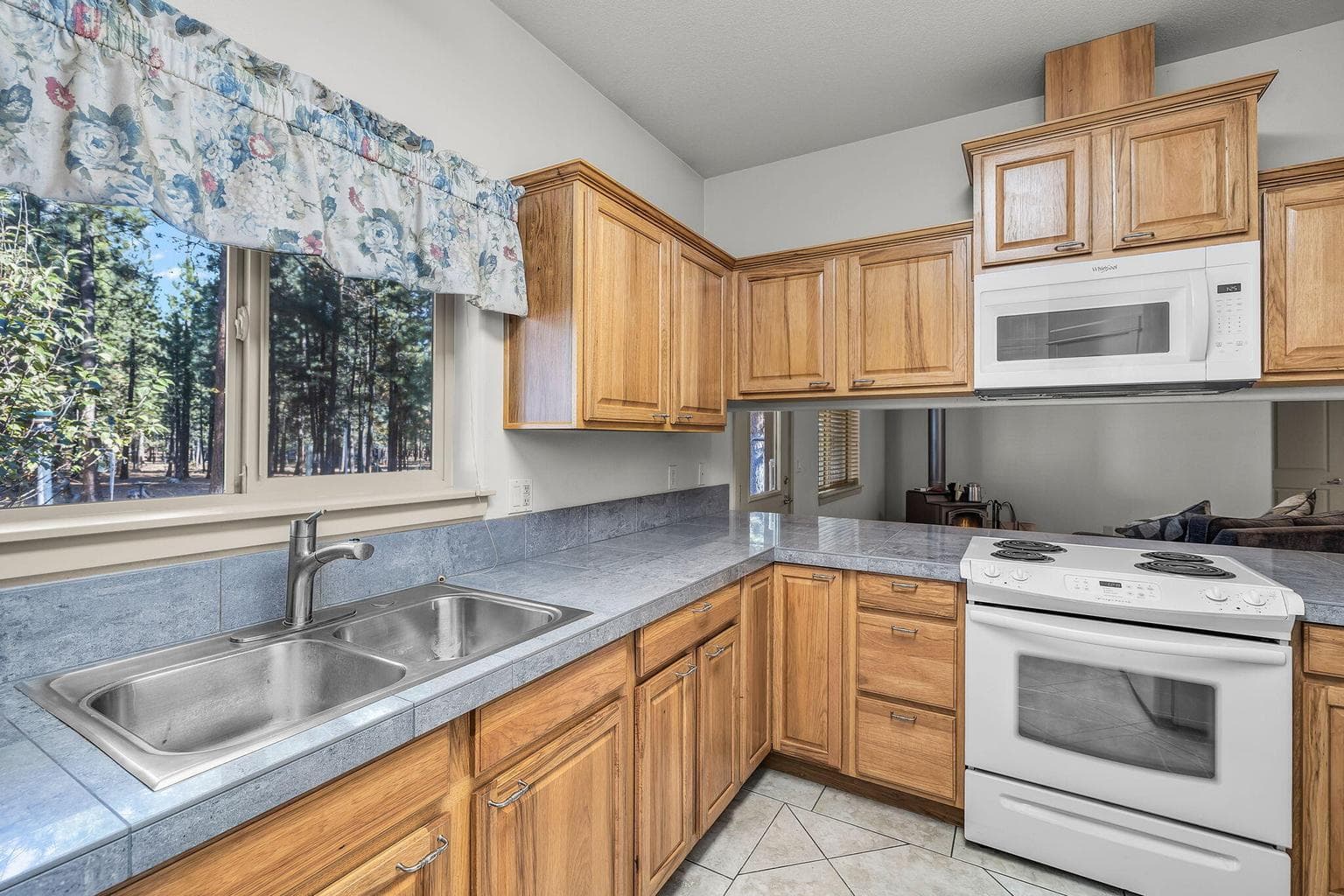 Photo of 52052 Red Pine 14 of 29