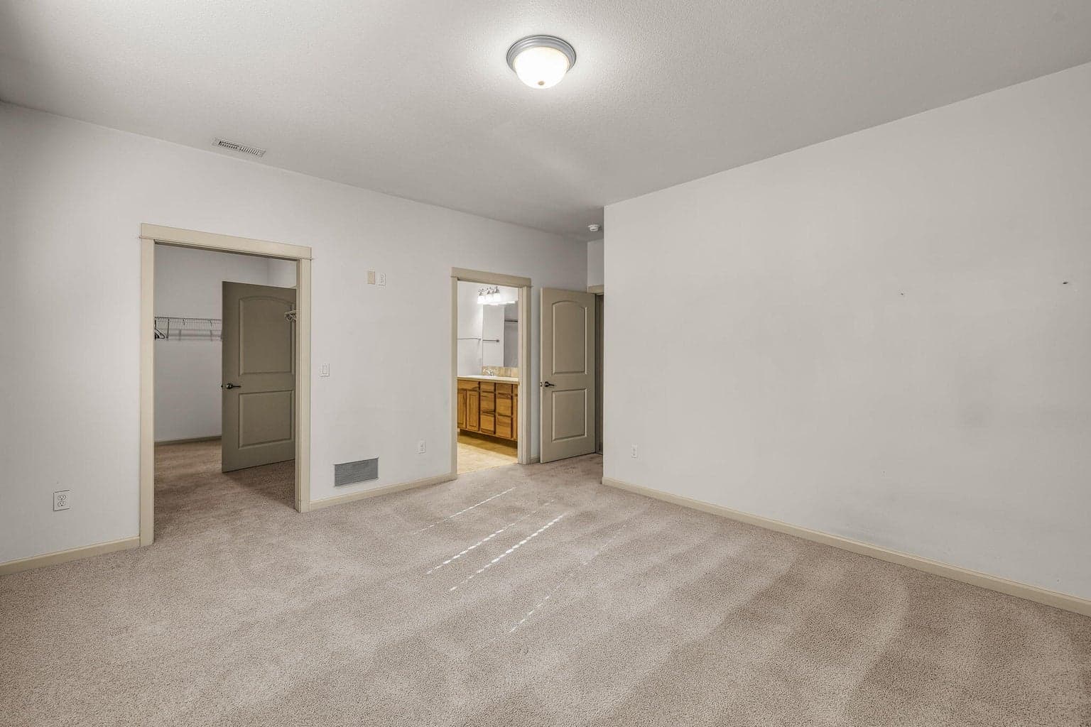 Photo of 52052 Red Pine 24 of 29