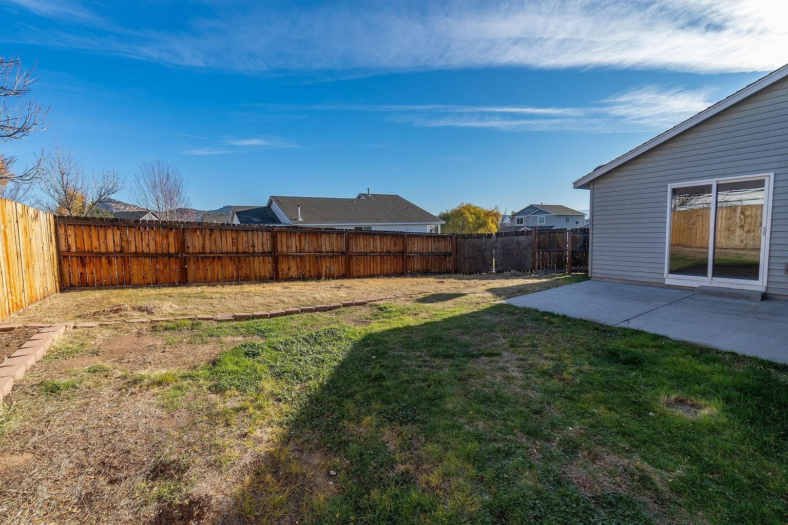 Photo of 725 NE Robin Place 19 of 22