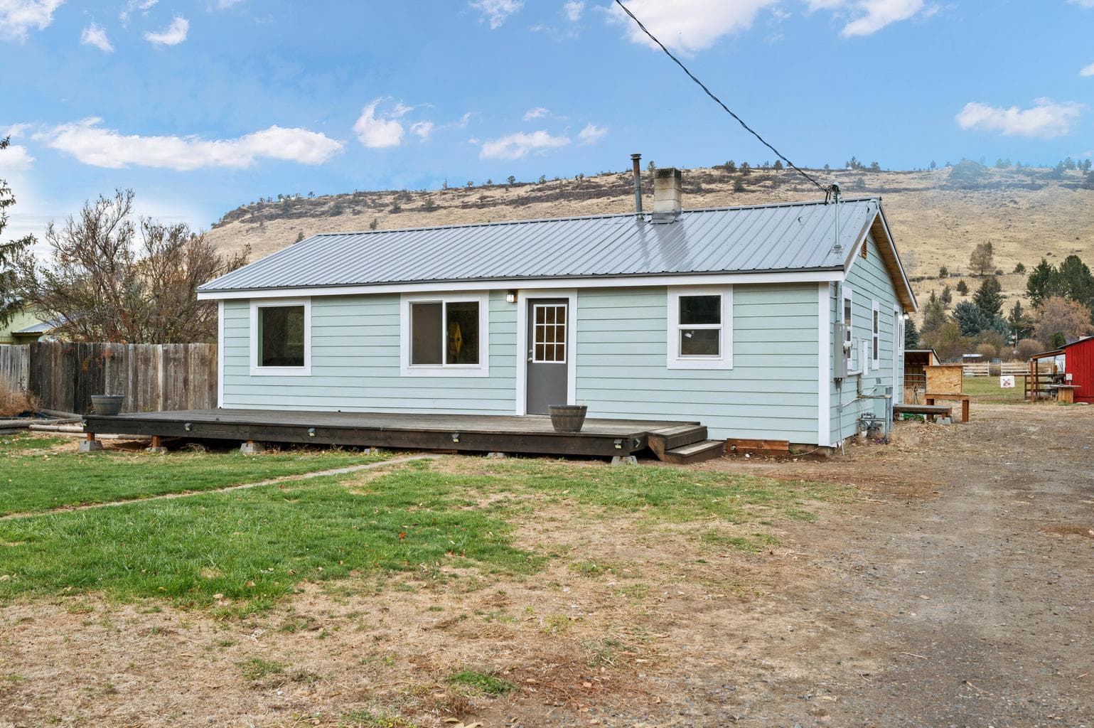 Photo of 2617 SE Paulina Highway 22 of 41
