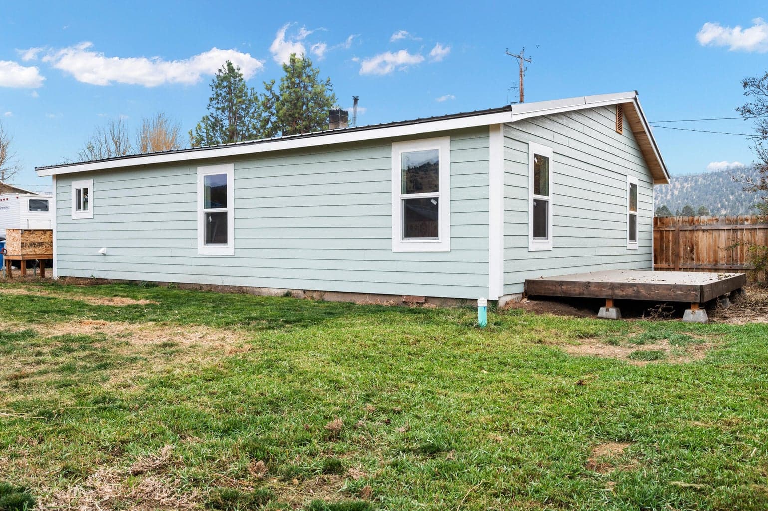 Photo of 2617 SE Paulina Highway 29 of 41