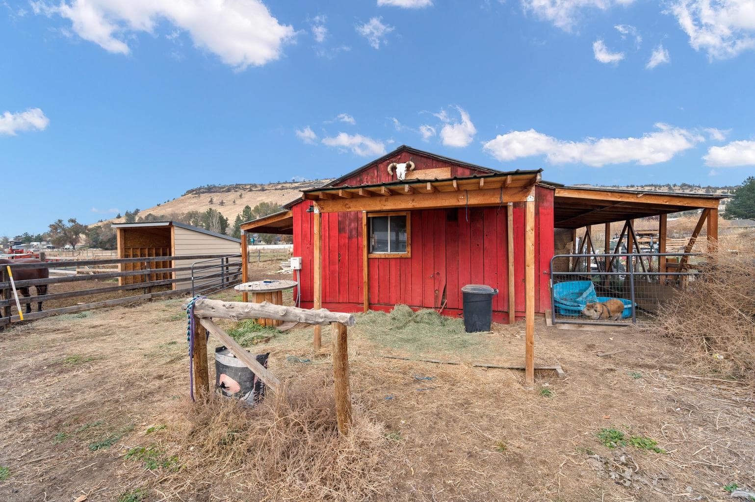 Photo of 2617 SE Paulina Highway 34 of 41