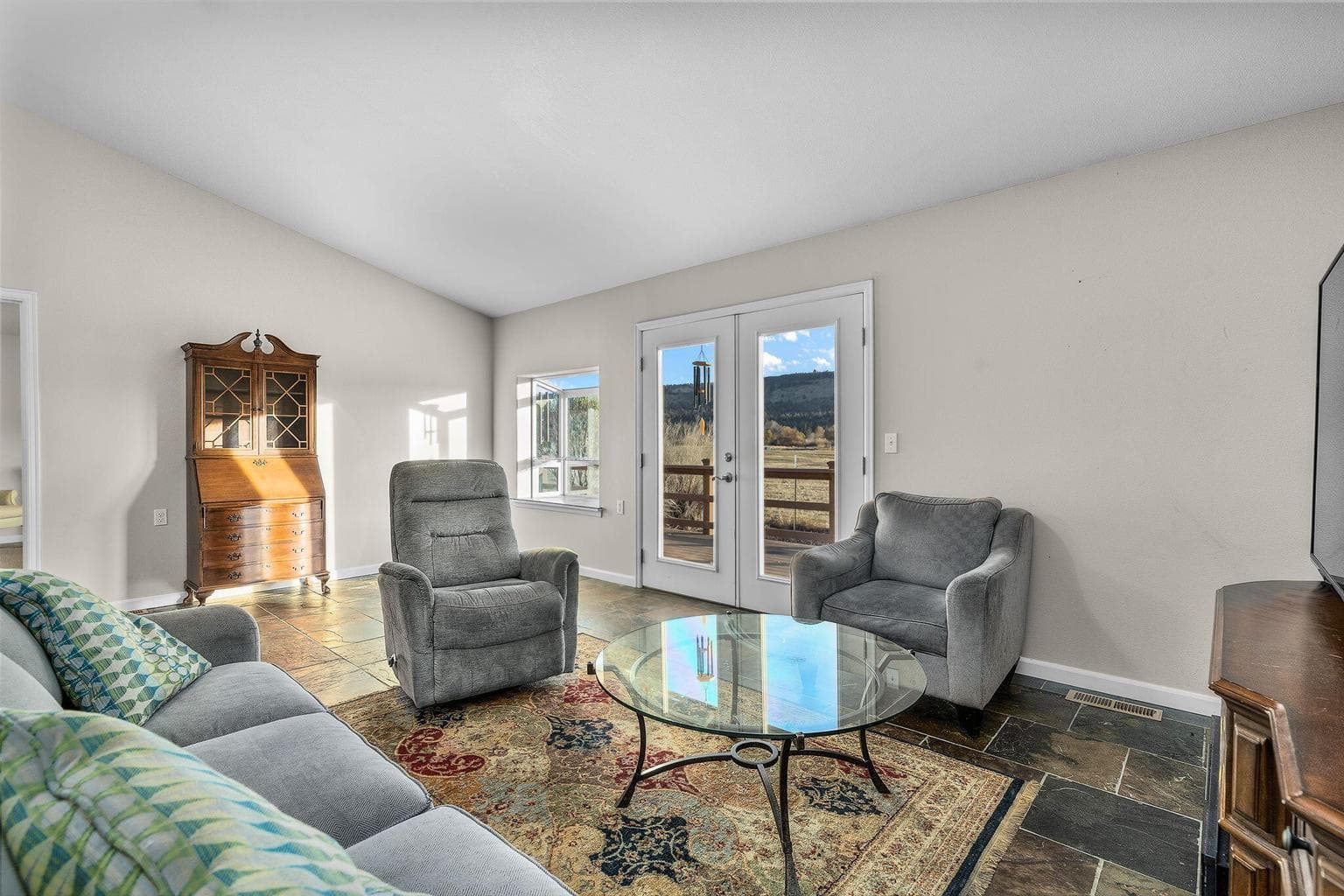 Photo of 26 NE Buena Villa Drive 7 of 30