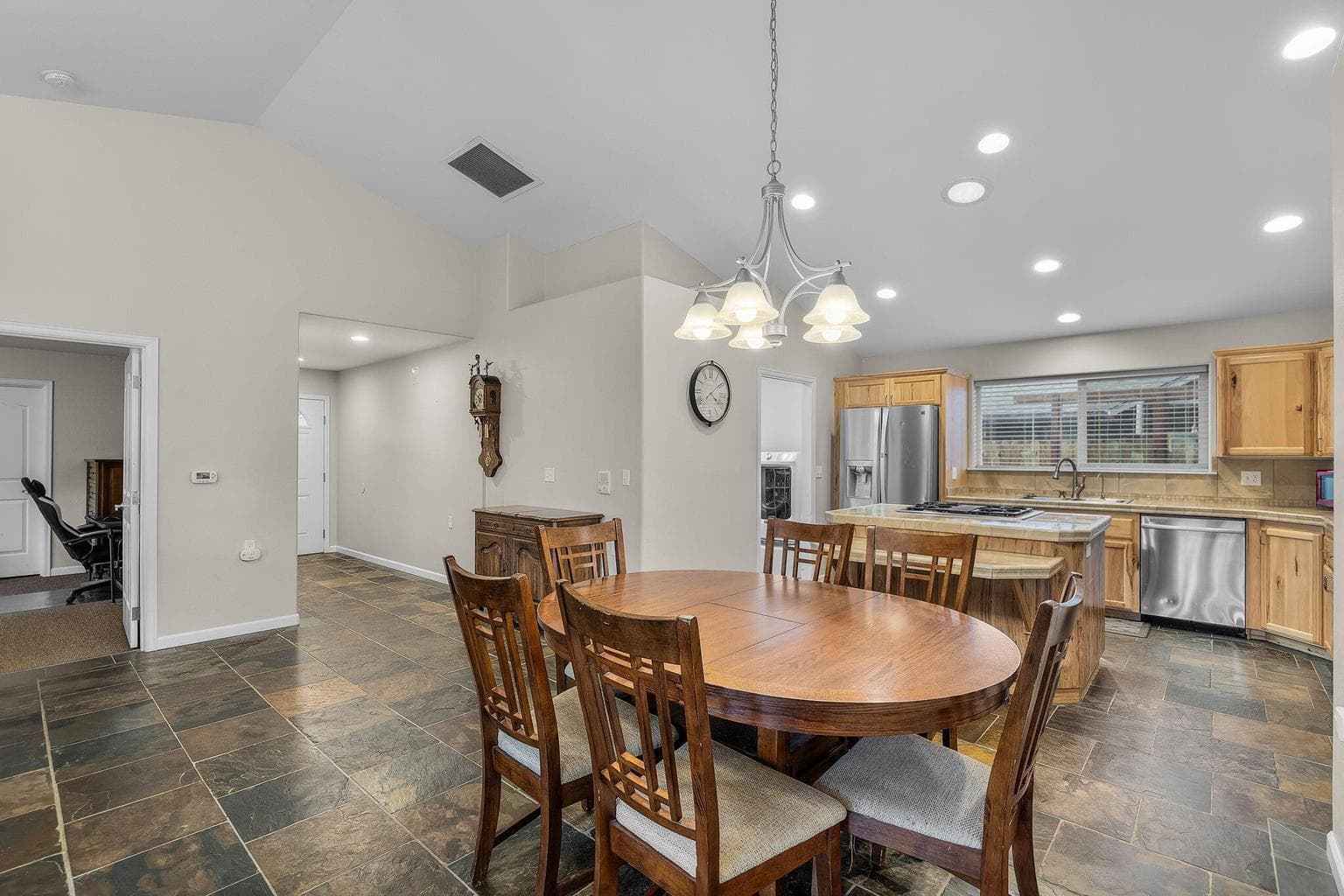 Photo of 26 NE Buena Villa Drive 12 of 30