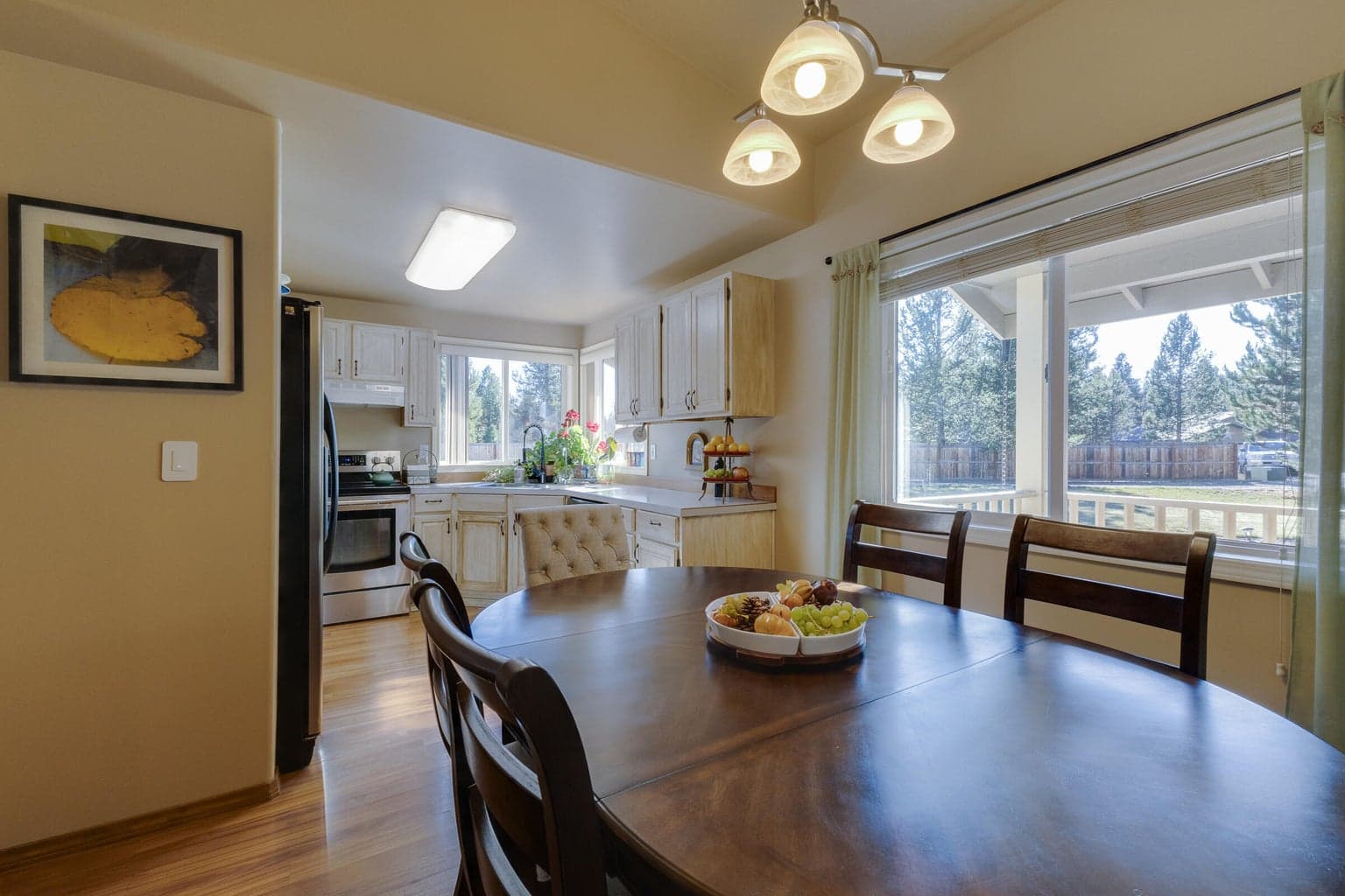Photo of 16038 Sunset Lane 4 of 32