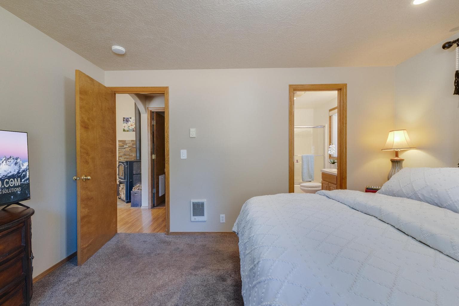 Photo of 16038 Sunset Lane 12 of 32