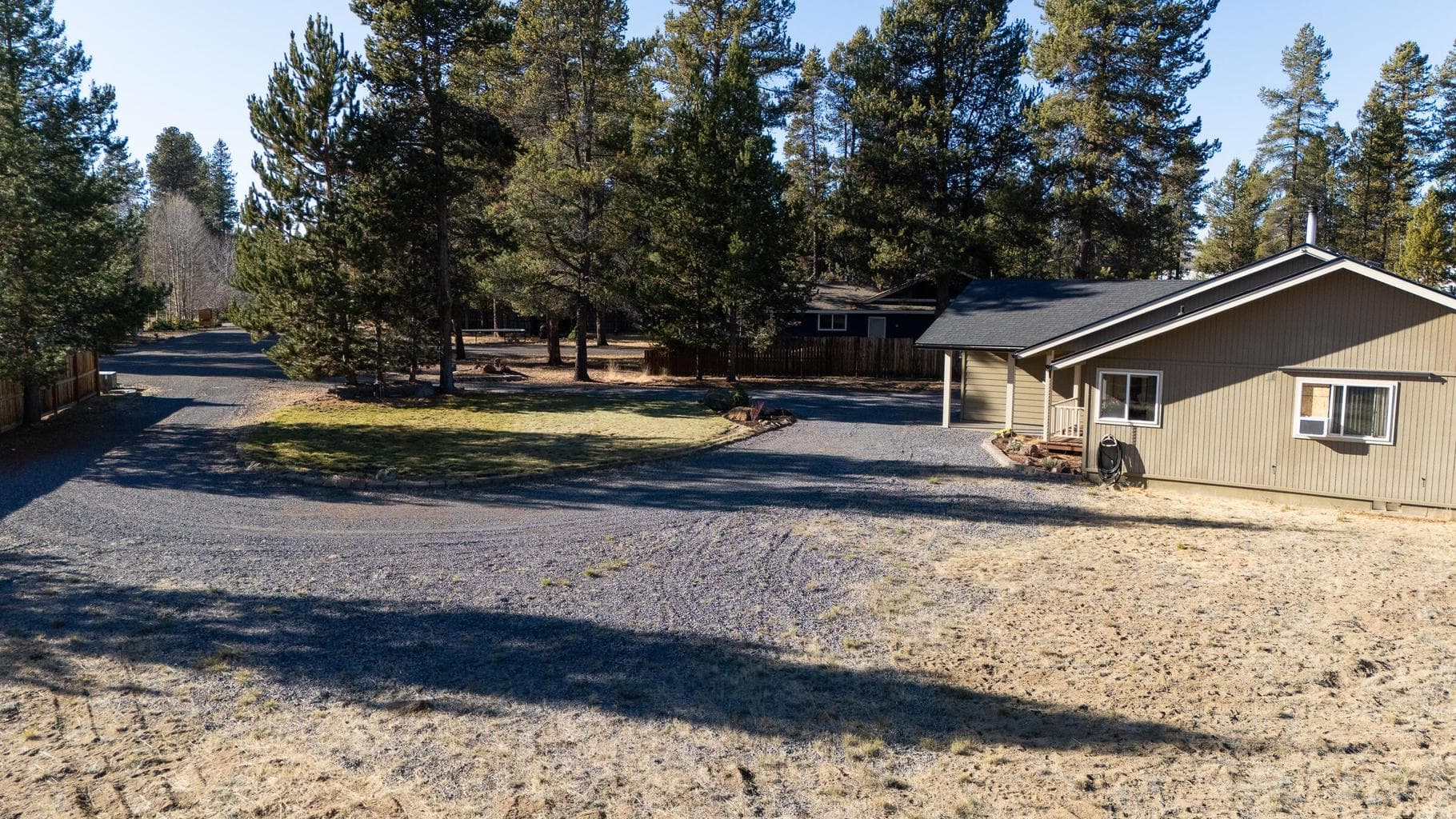 Photo of 16038 Sunset Lane 27 of 32
