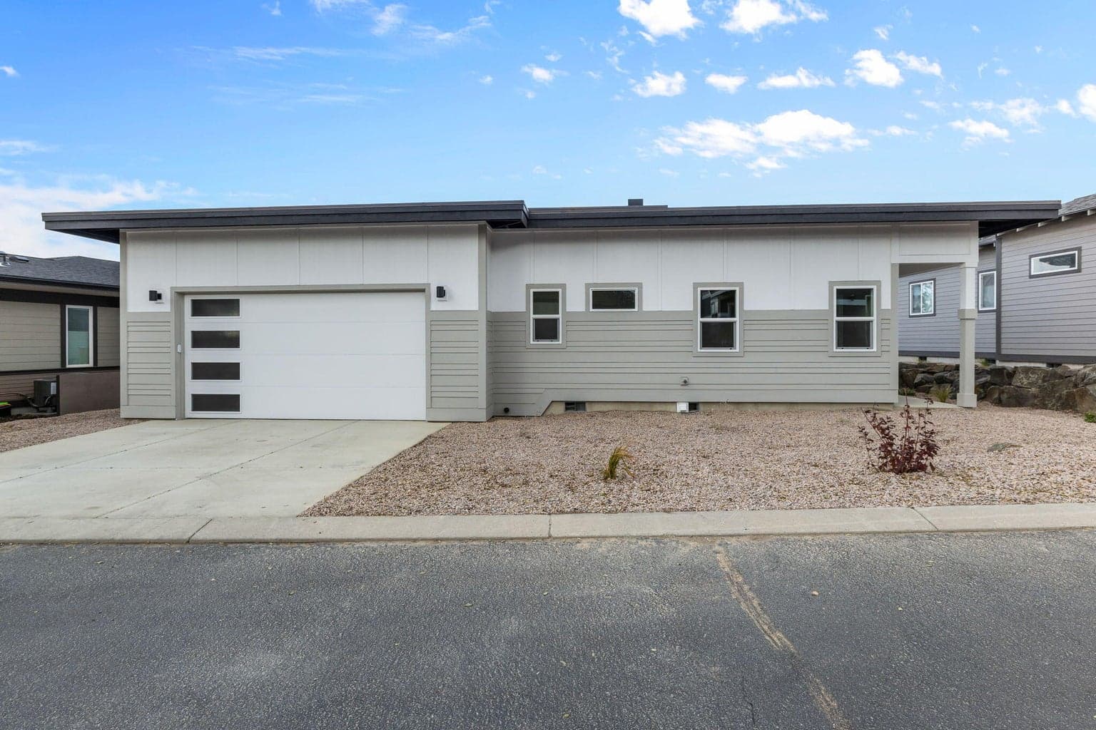 Photo of 1051 SE Fescue Lane 29 of 30
