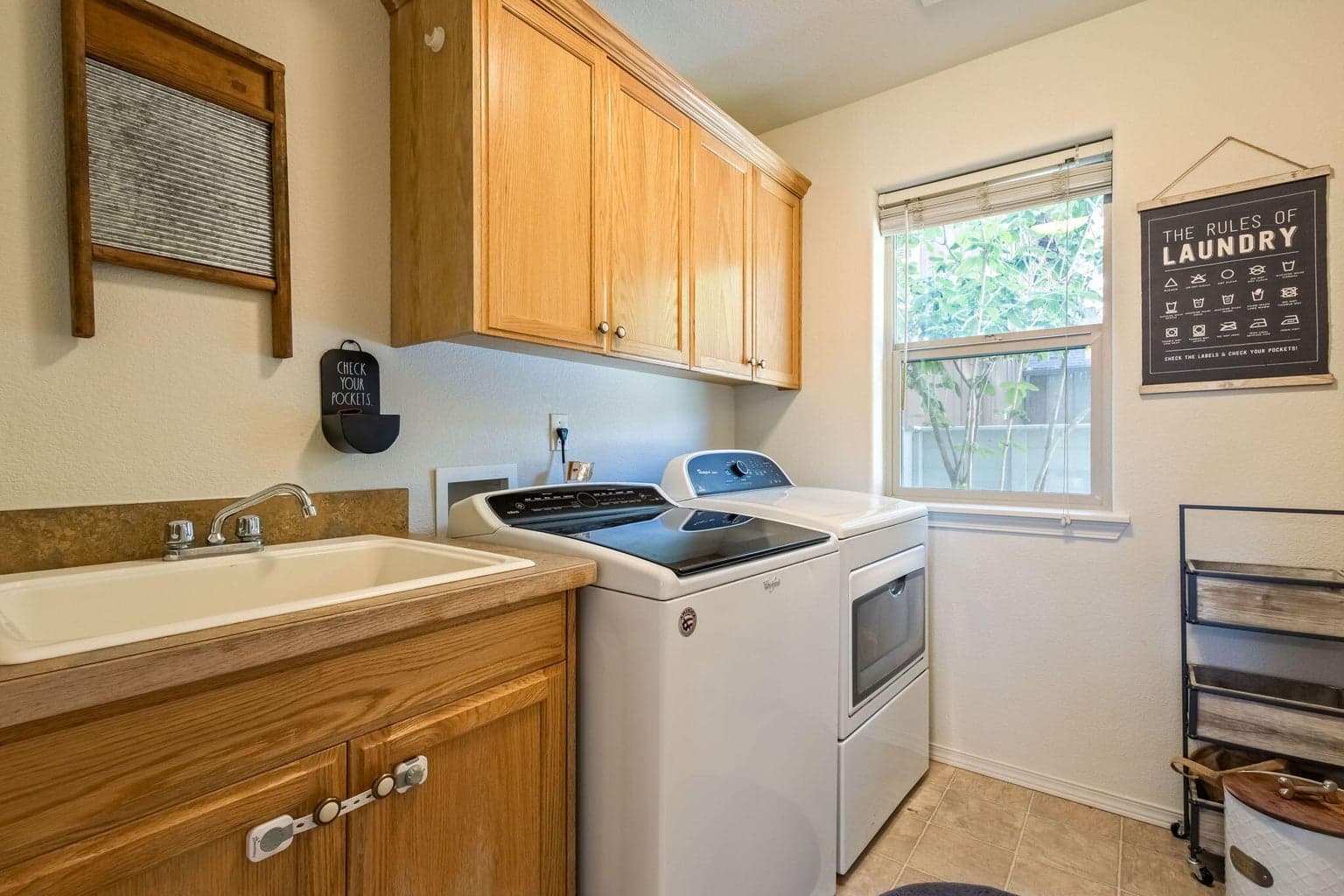 Photo of 1021 E Cascade Avenue 31 of 45