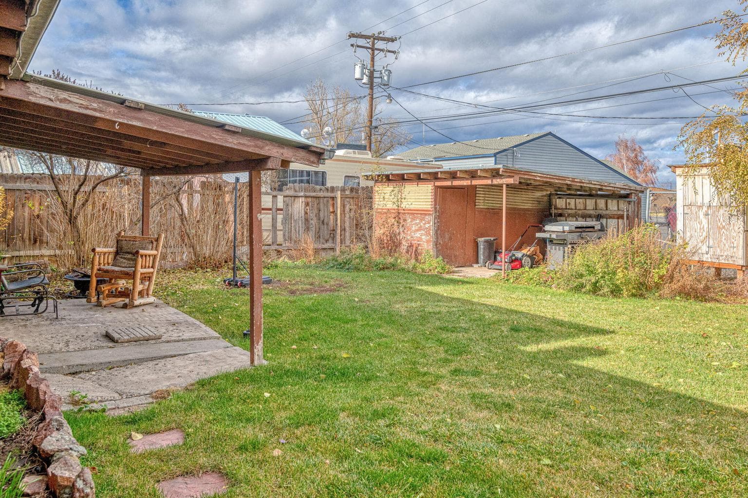 Photo of 945 NW 2nd Street 26 of 28