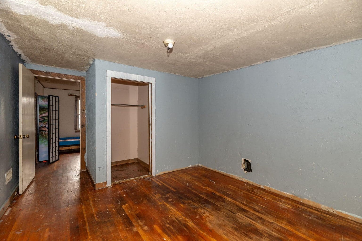Photo of 945 NW 2nd Street 24 of 28