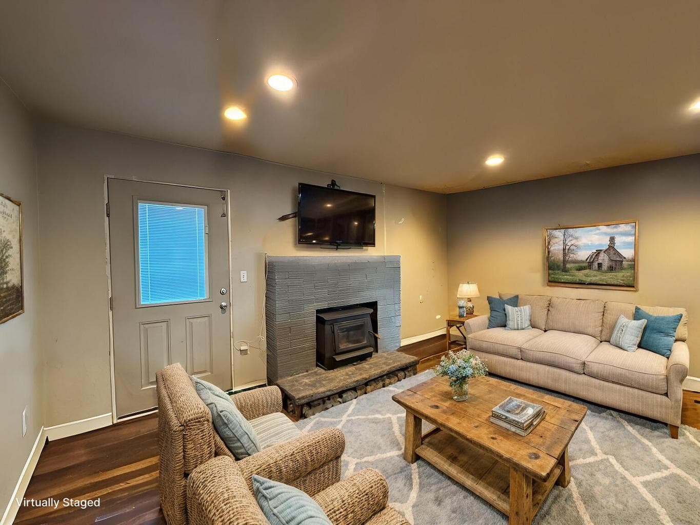 Photo of 5609 NW Elliott Lane 8 of 37