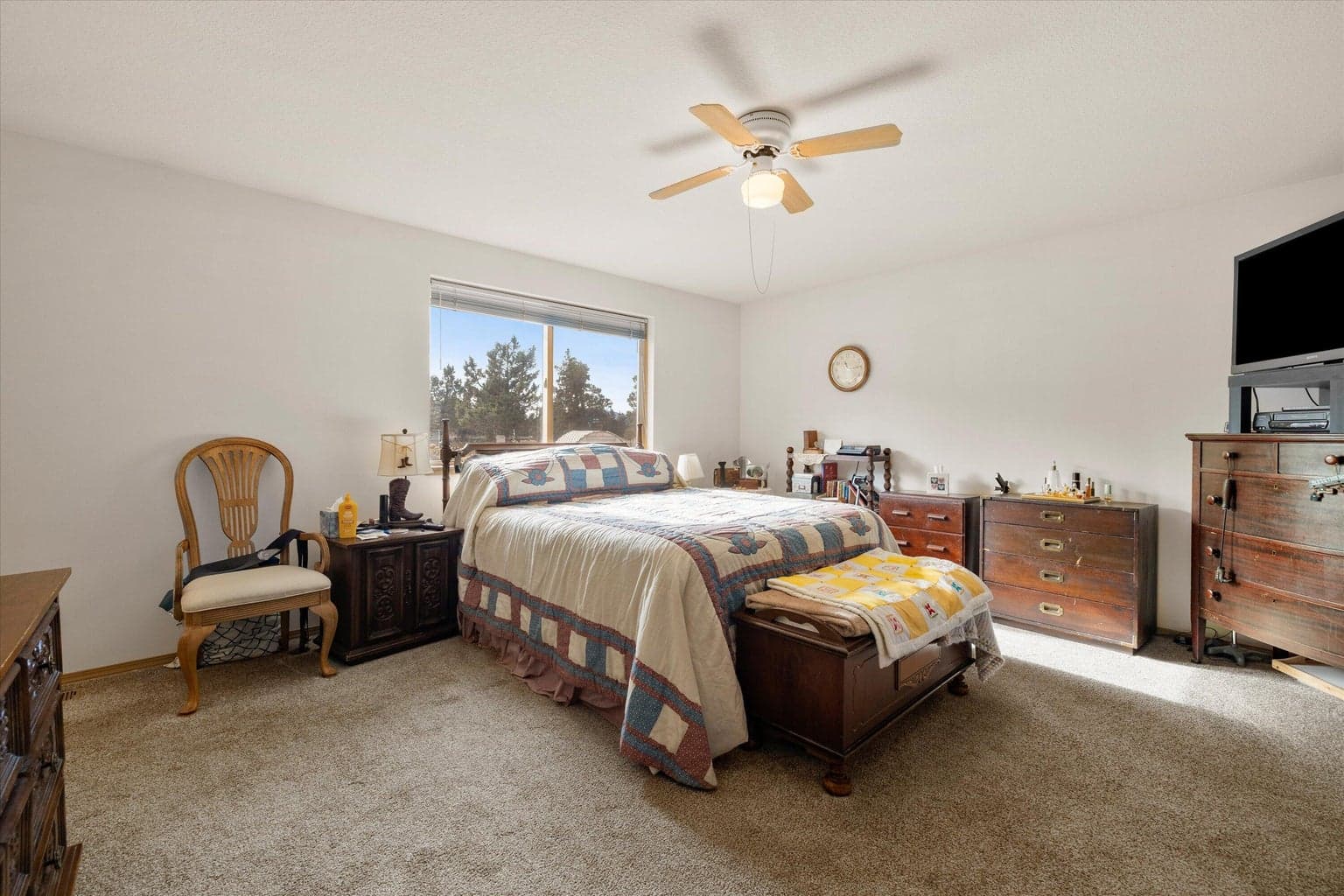 Photo of 5488 NW Coyner Avenue 8 of 29