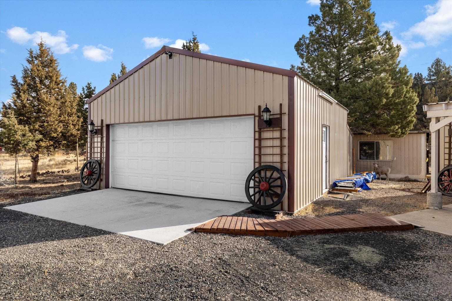 Photo of 5488 NW Coyner Avenue 17 of 29