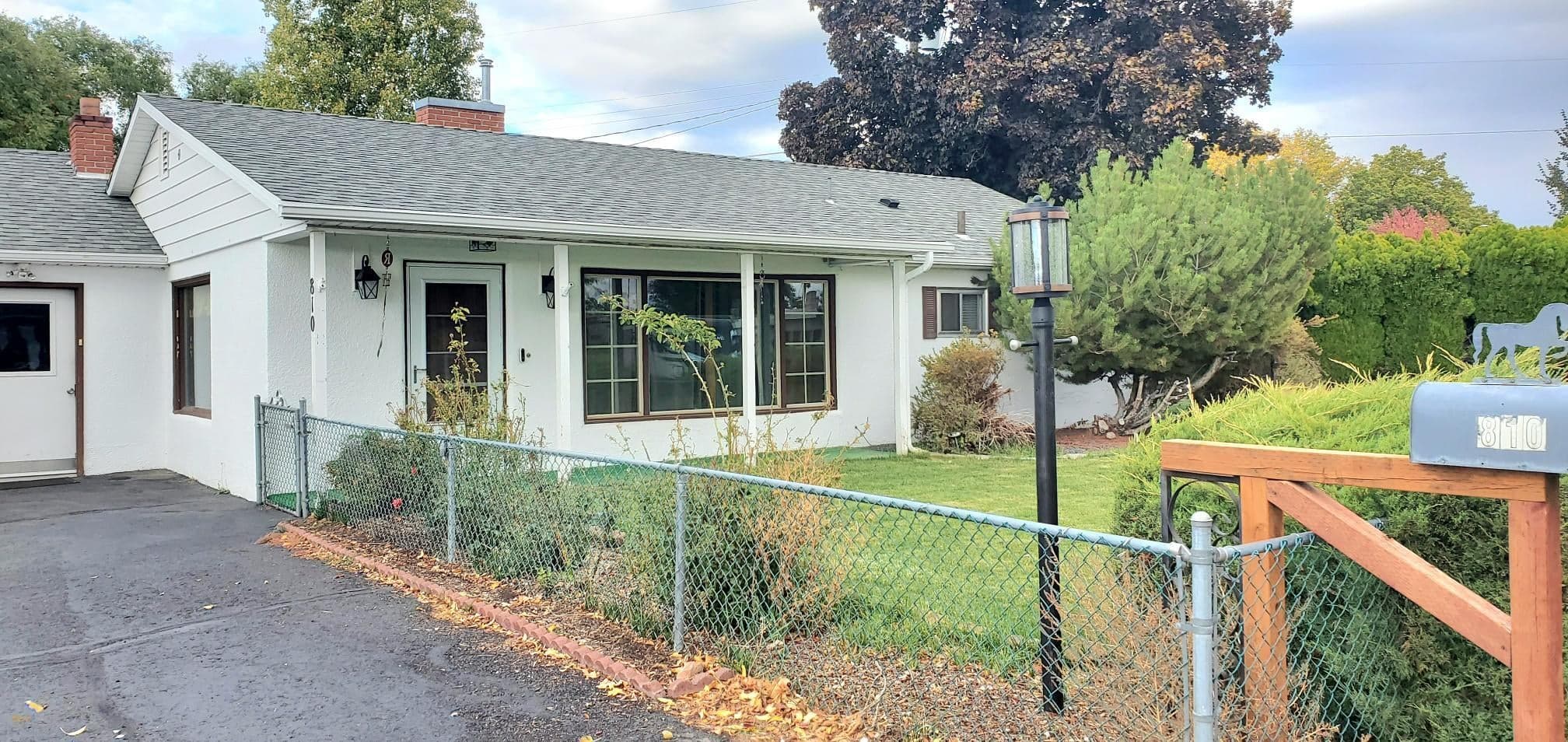 Photo of 810 Crest 2 of 40
