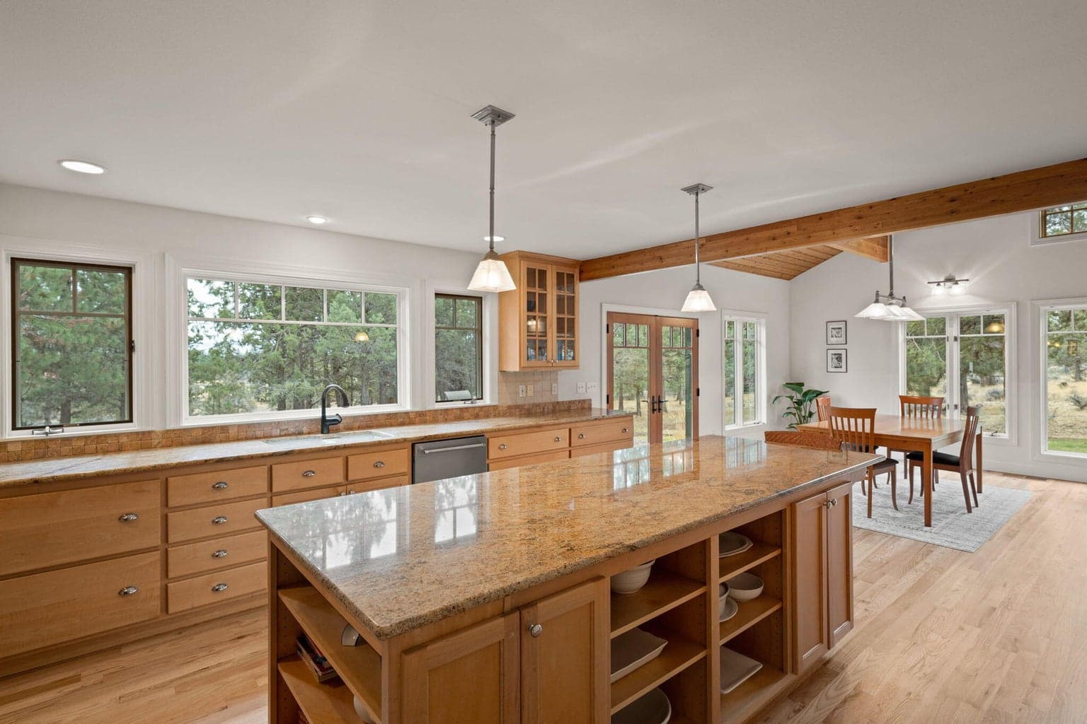 16045 Fox Ridge Circle, Sisters, OR 97759
