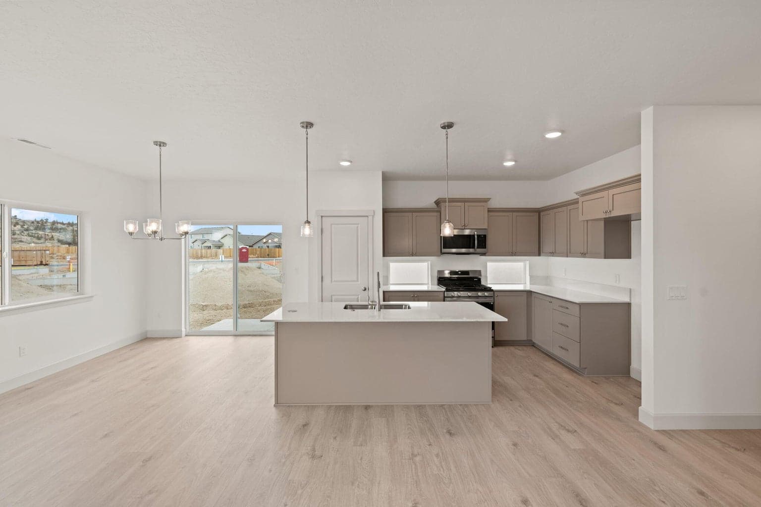 Photo of 3422 NW 11th Court 10 of 62