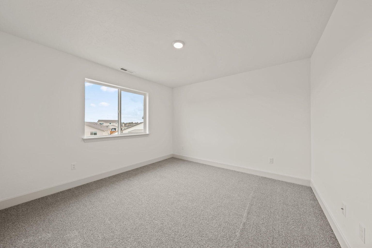 Photo of 3422 NW 11th Court 31 of 62