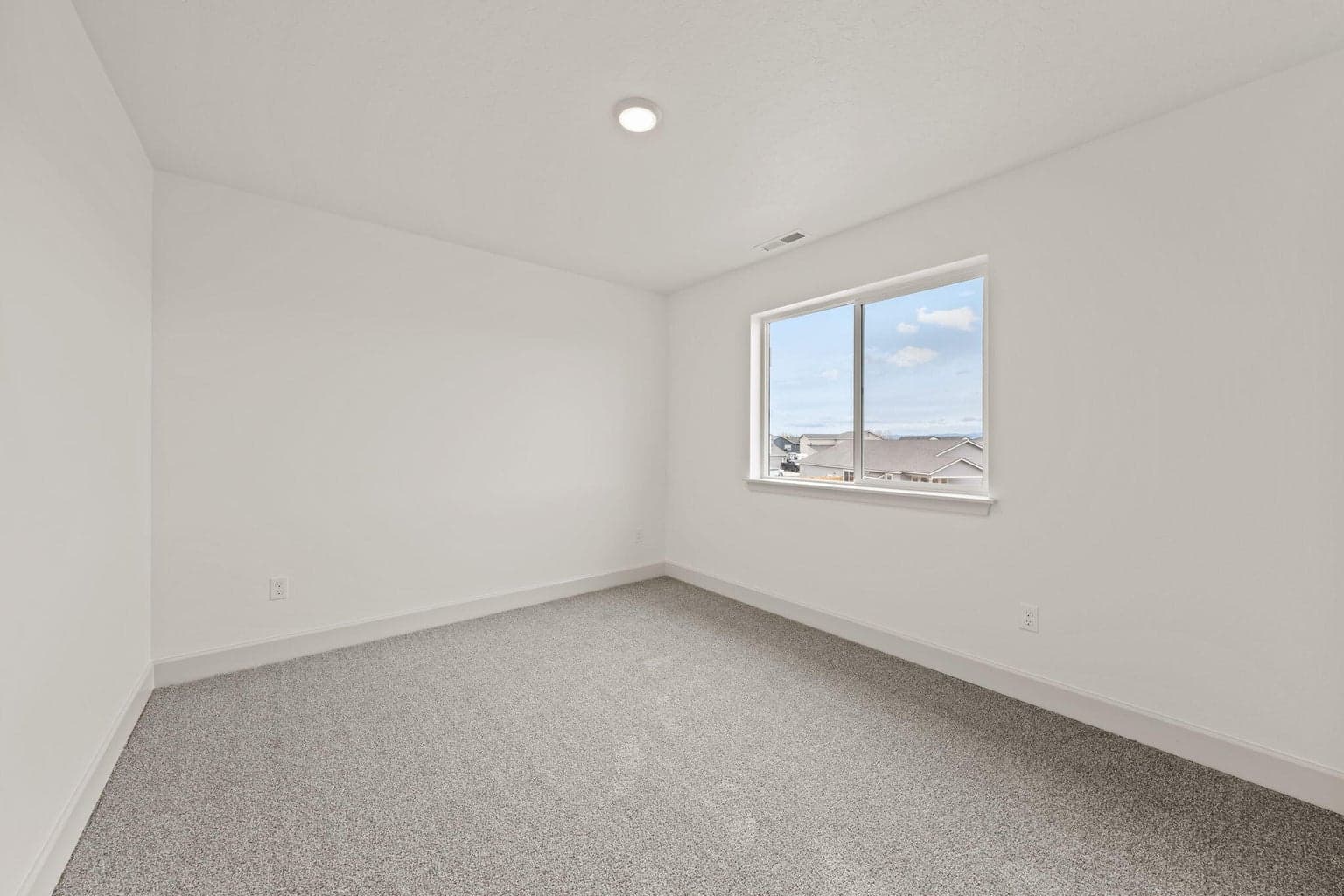 Photo of 3422 NW 11th Court 32 of 62