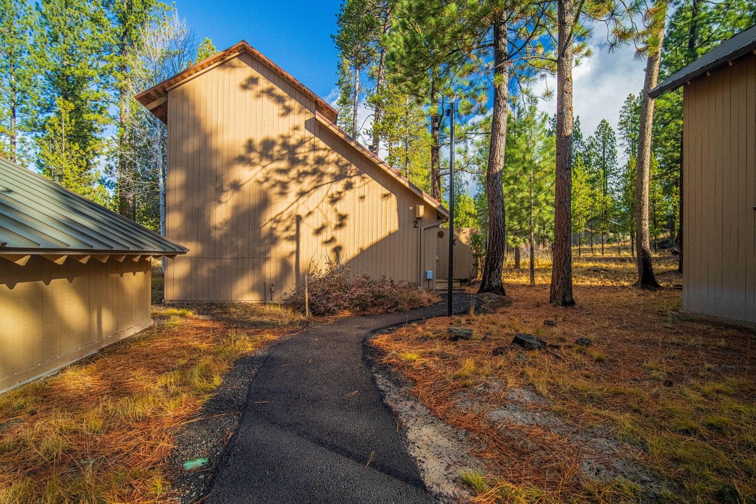 Photo of 17604 Cluster Cabin Lane 1 of 37