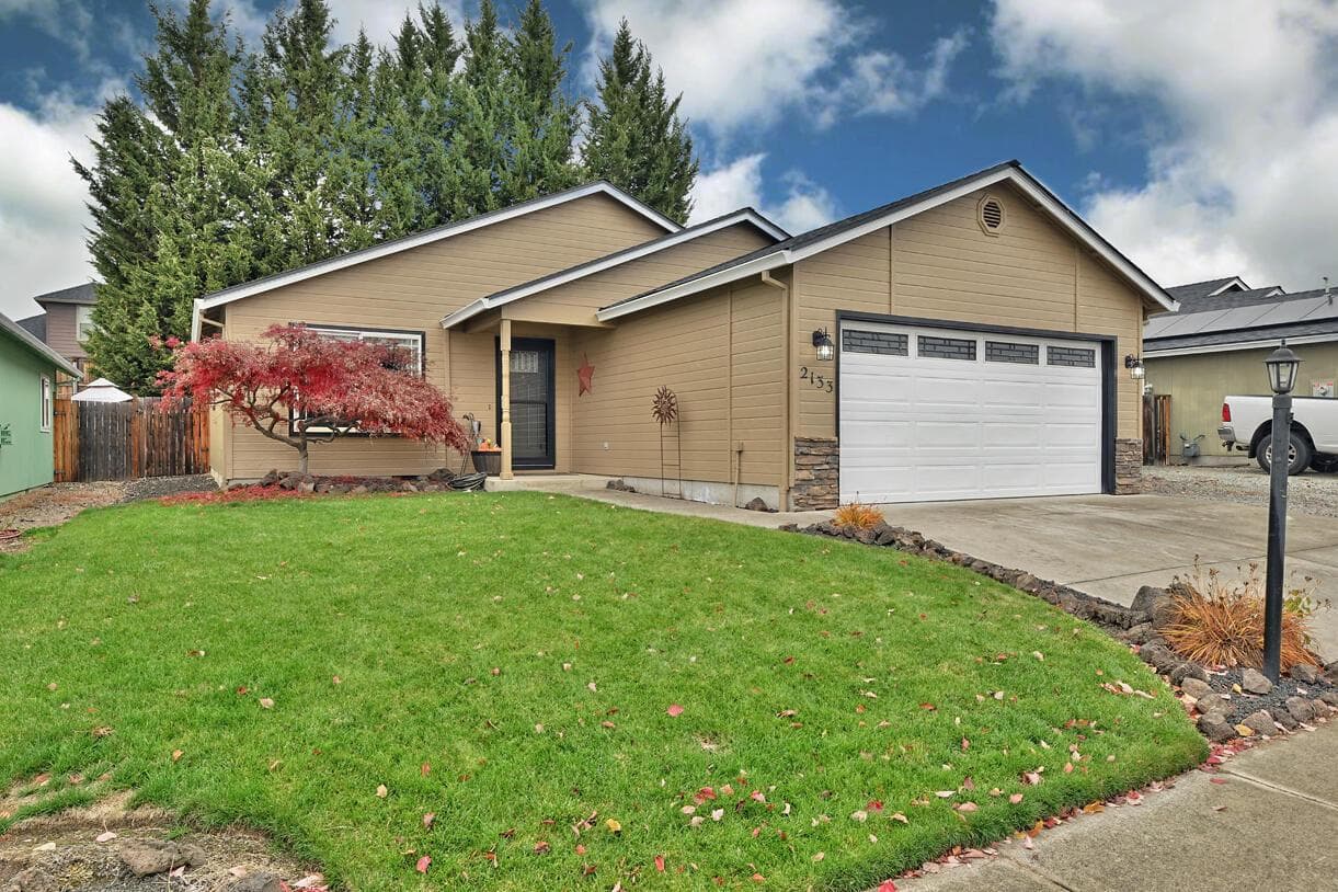 2133 Walnut Grove, Central Point, 97502
