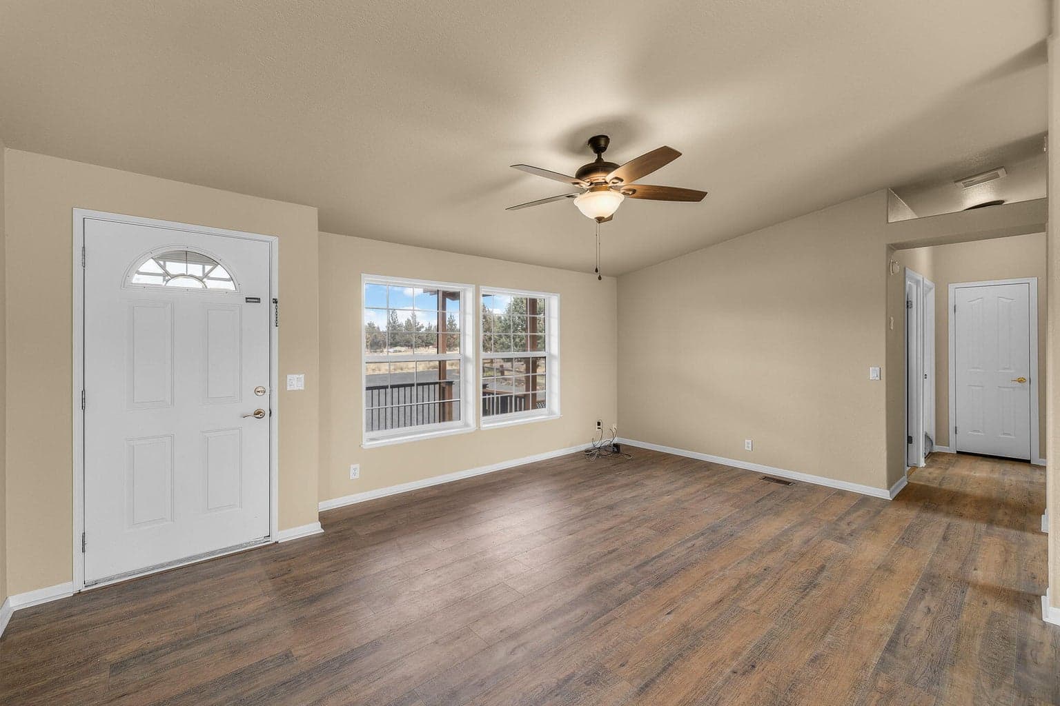 Photo of 16315 Cahvilla 3 of 37