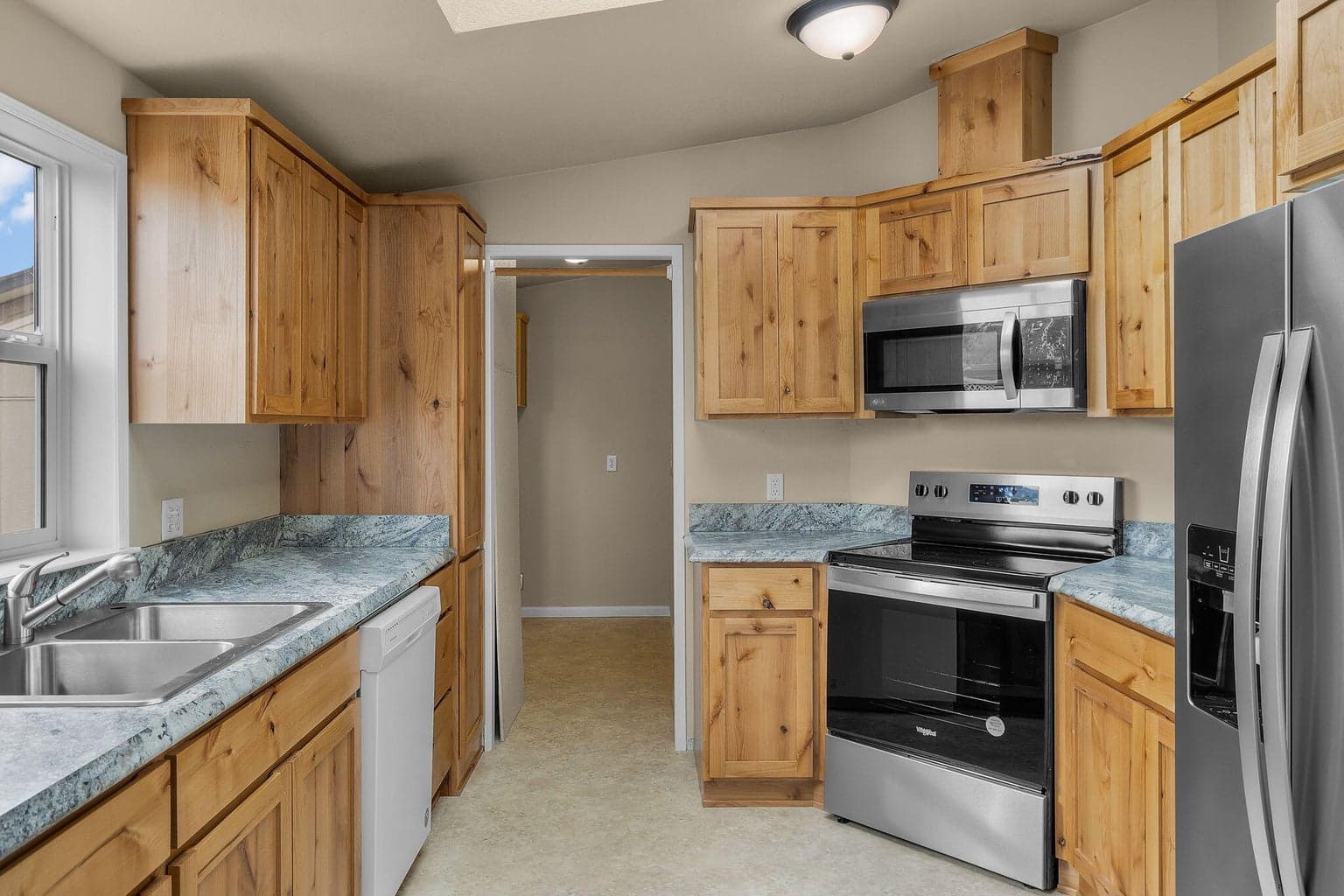 Photo of 16315 SE Cahvilla Road 13 of 37