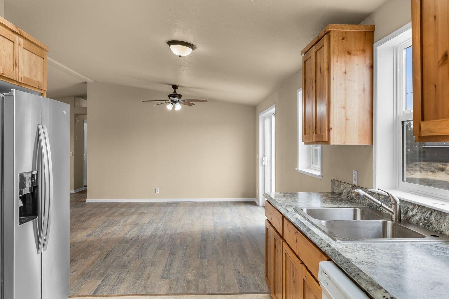 Photo of 16315 Cahvilla 5 of 37
