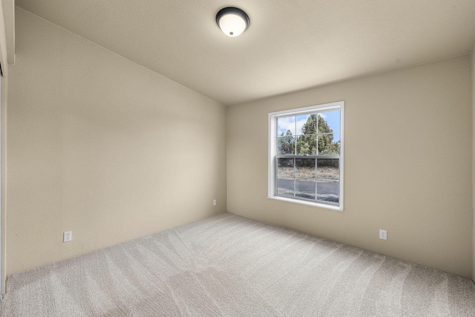 Photo of 16315 SE Cahvilla Road 22 of 37