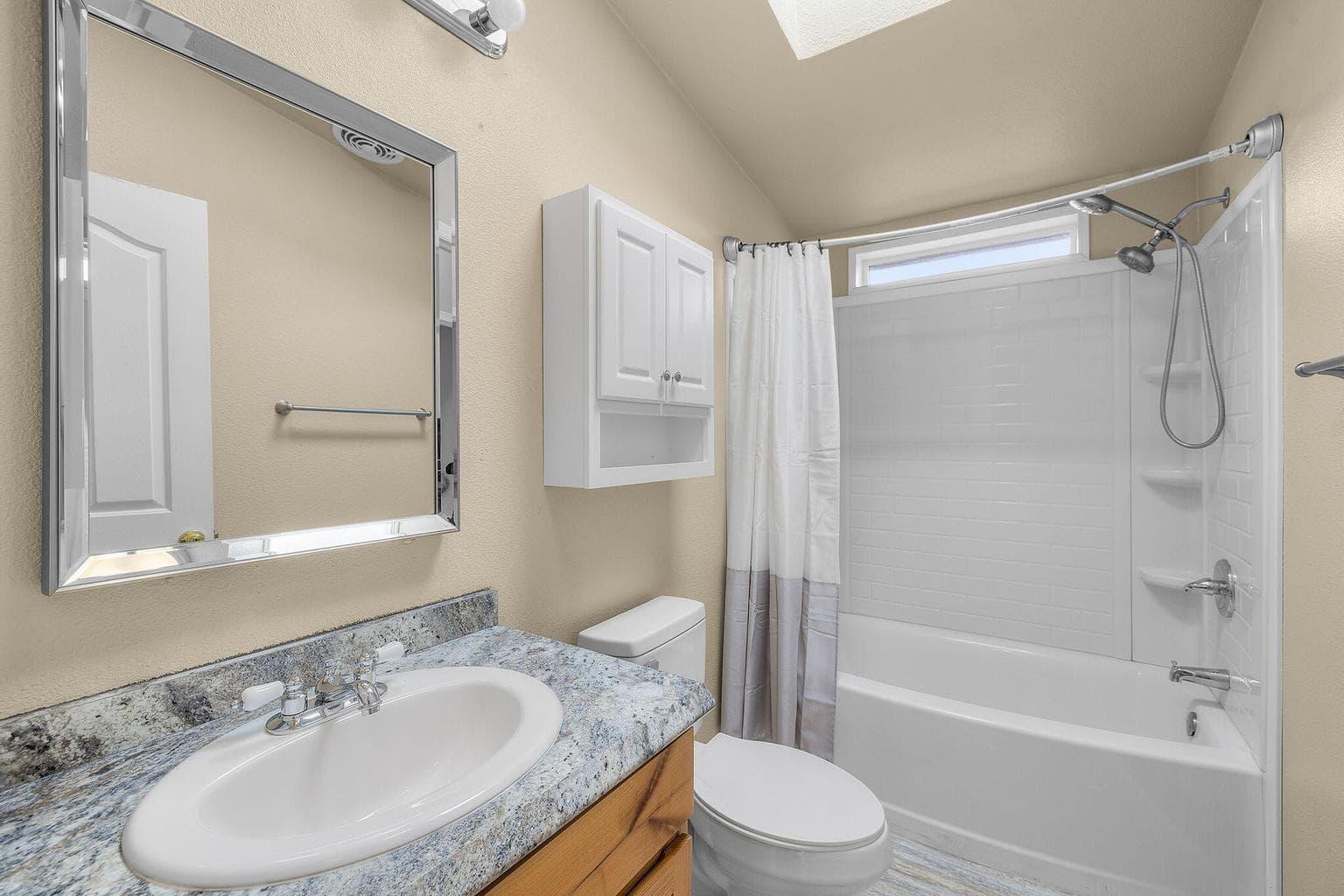 Photo of 16315 SE Cahvilla Road 23 of 37