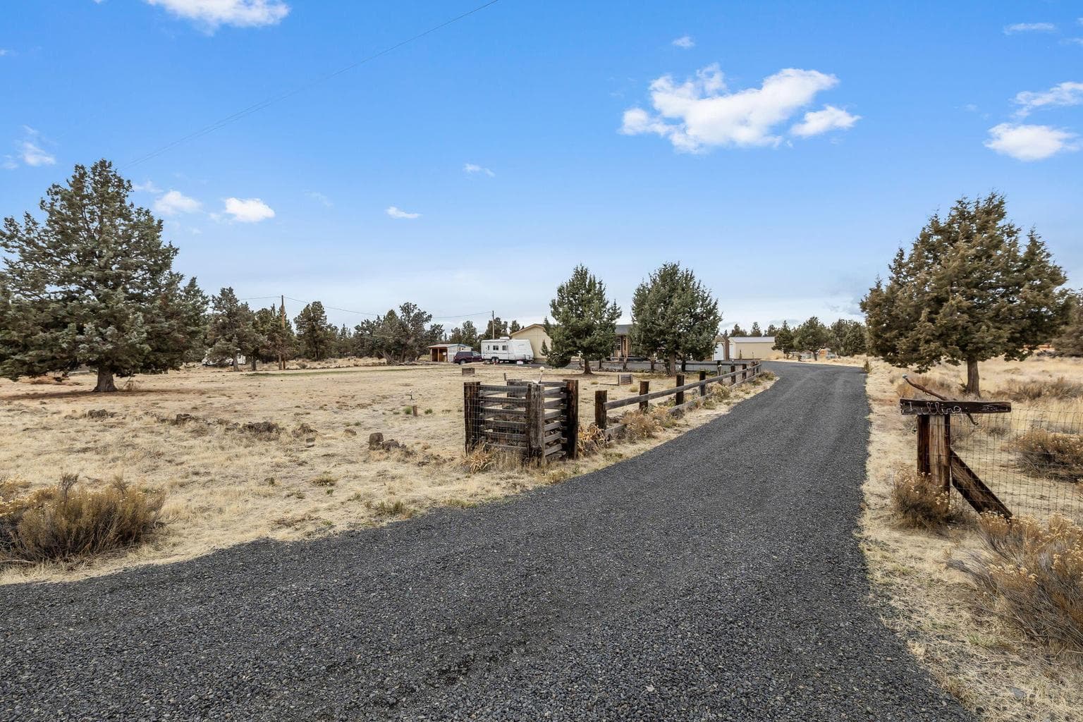 Photo of 16315 SE Cahvilla Road 35 of 37