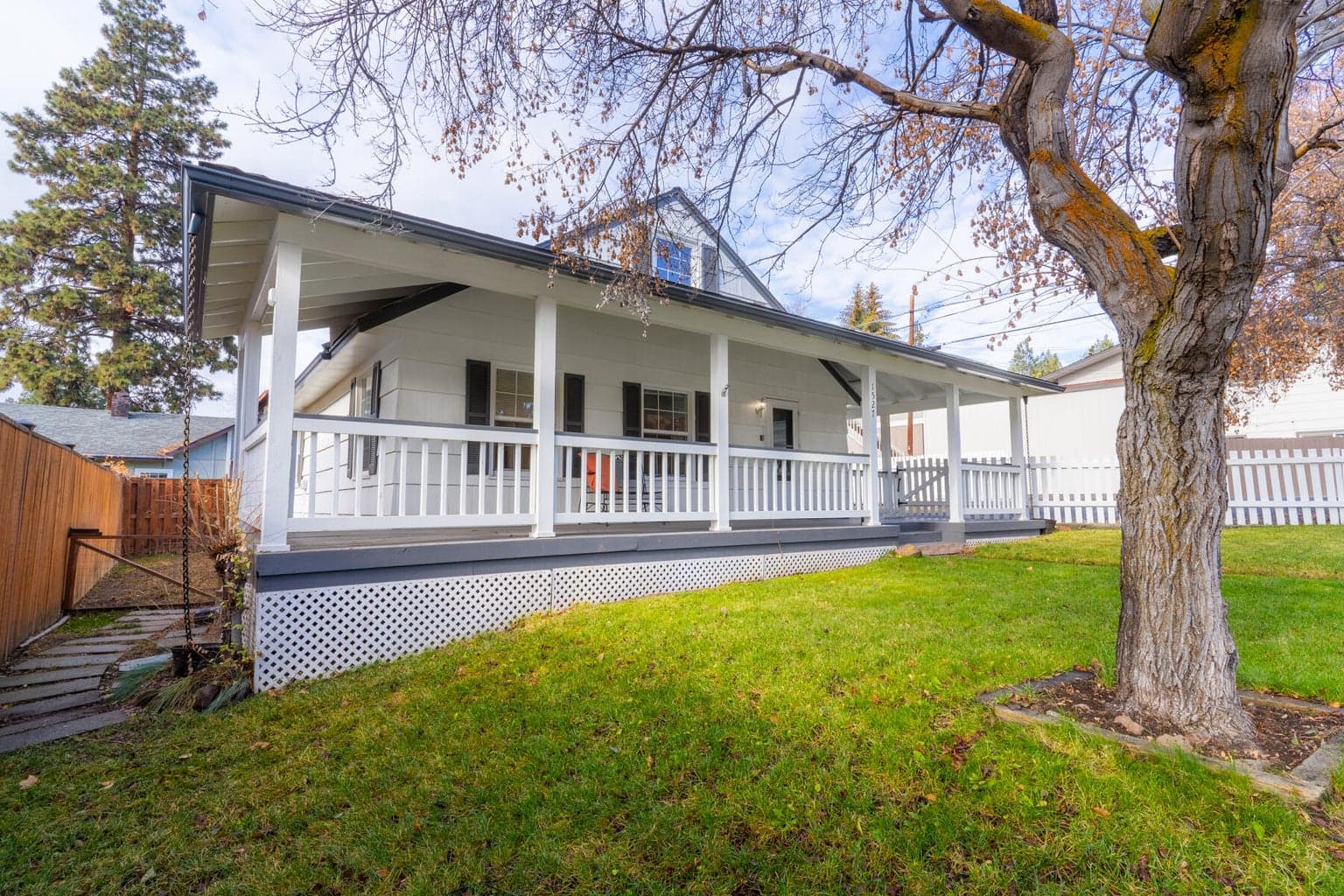 Photo of 1527 NW 10th Street 37 of 40