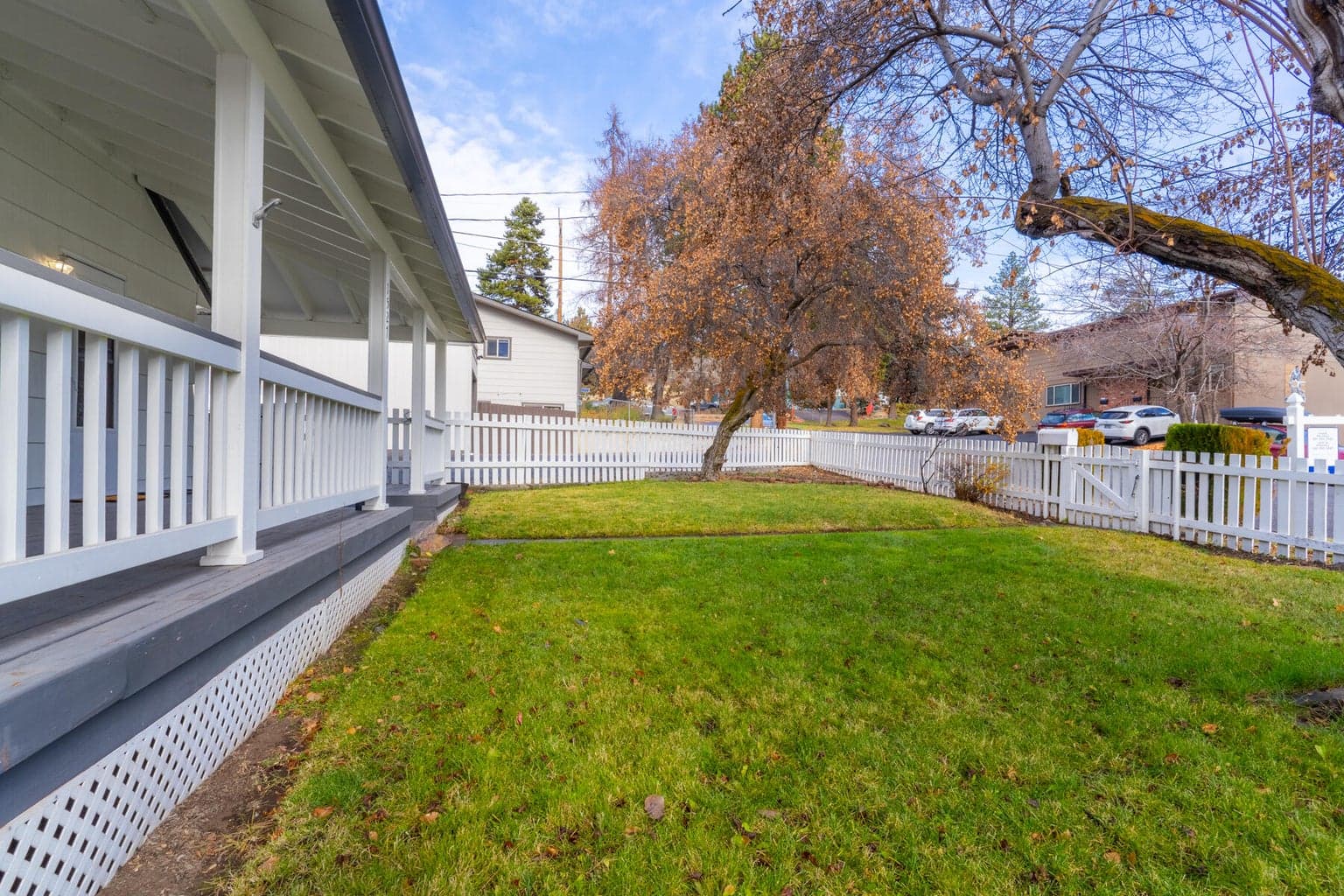 Photo of 1527 NW 10th Street 16 of 40