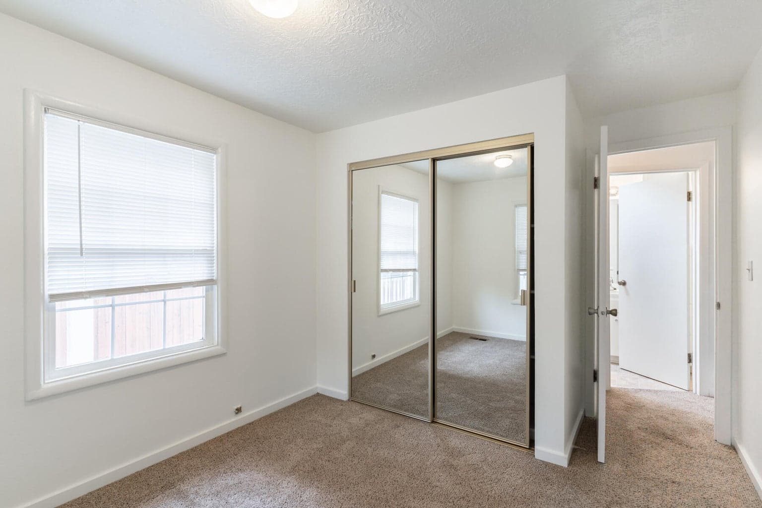 Photo of 1527 NW 10th Street 9 of 40