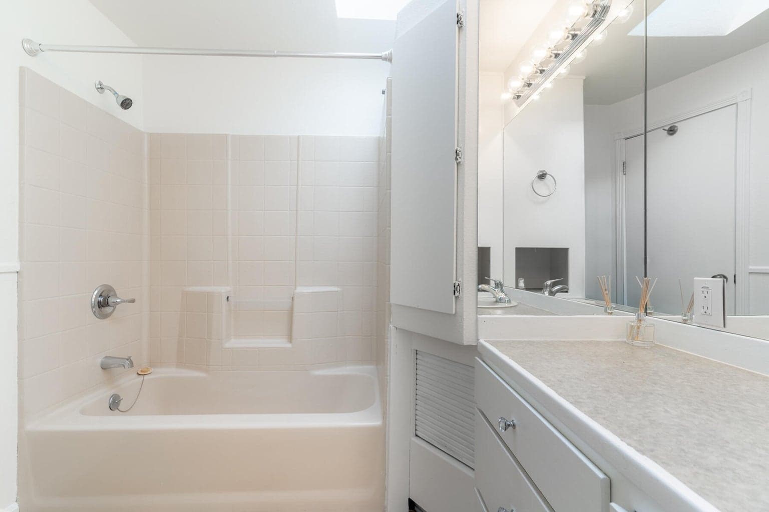 Photo of 1527 NW 10th Street 11 of 40