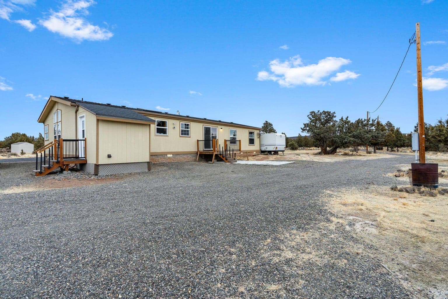 Photo of 16315 SE Cahvilla Road 28 of 37