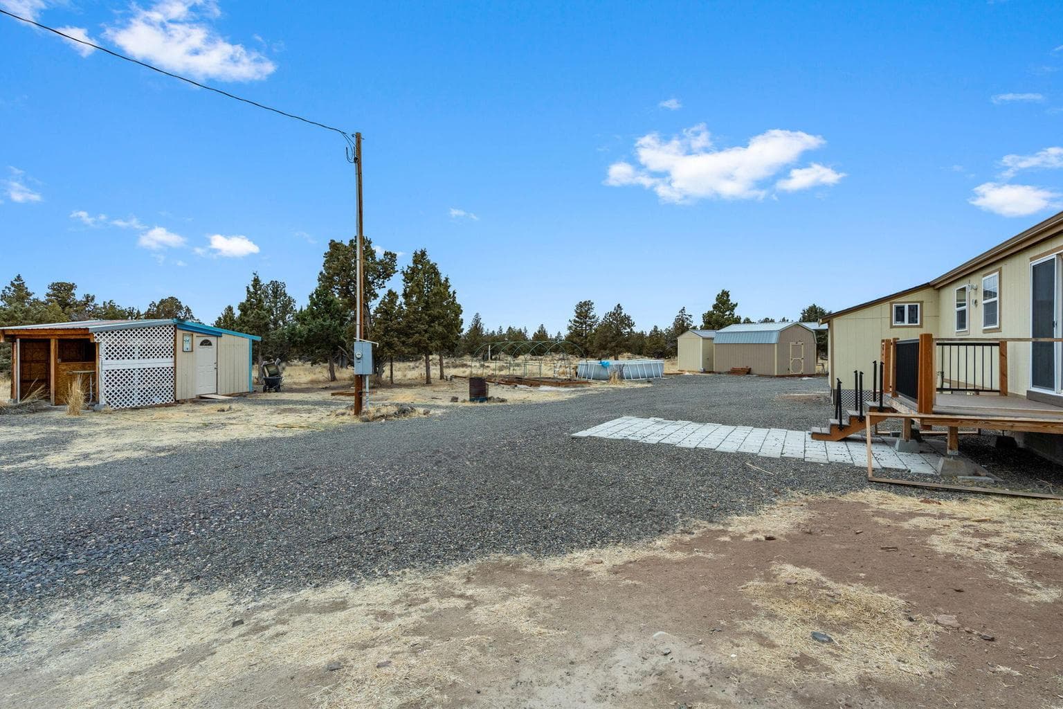 Photo of 16315 SE Cahvilla Road 27 of 37