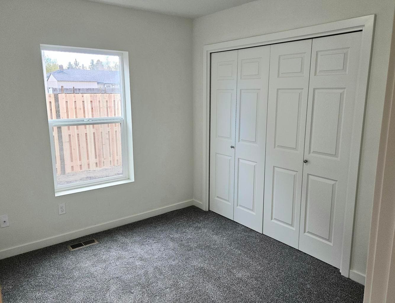 Photo of 2353 SW 24th Street 19 of 26